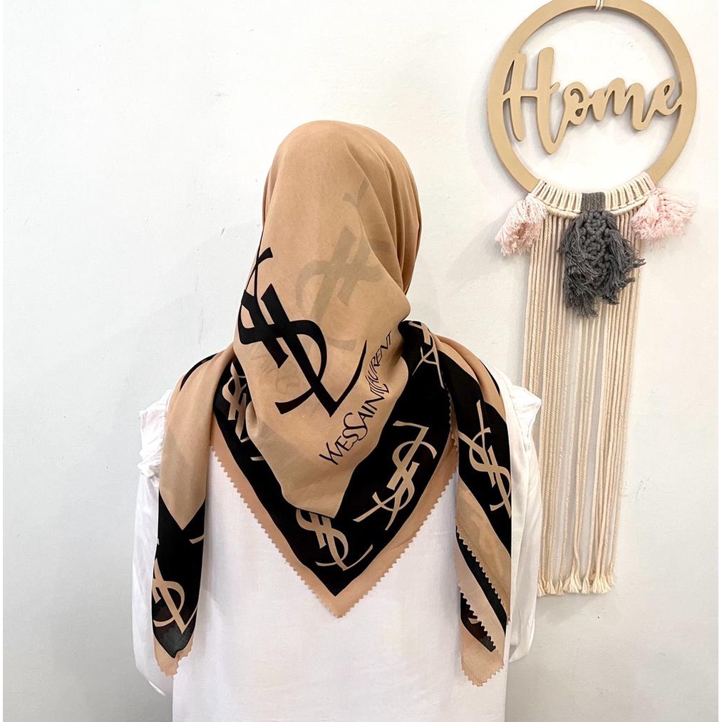 HIJAB SEGI EMPAT VOAL LASER CUT MOTIF SYL KH88945