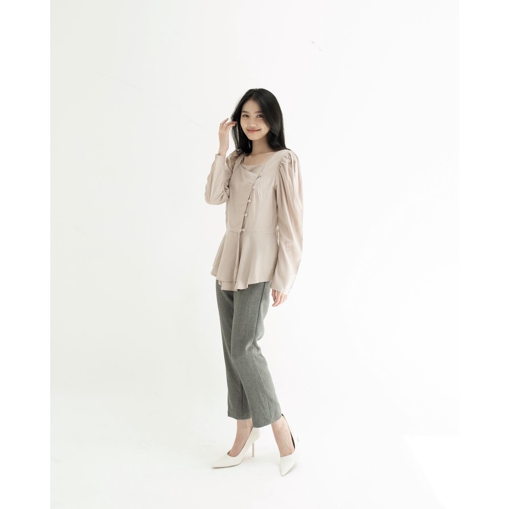 Beige Studio - Chiara Top / Blouse Lengan Panjang Wanita