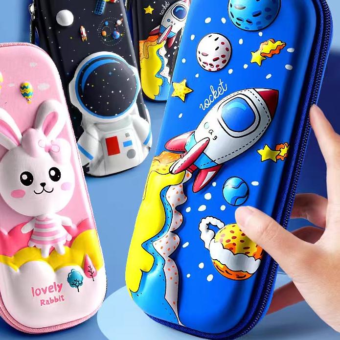 

Promo | FG2 | KOTAK PENSIL ASTRONOT / TEMPAT PENSIL TIMBUL 3D WATERPROOF ANTI AIR / TEMPAT PENSIL KARAKTER ANAK