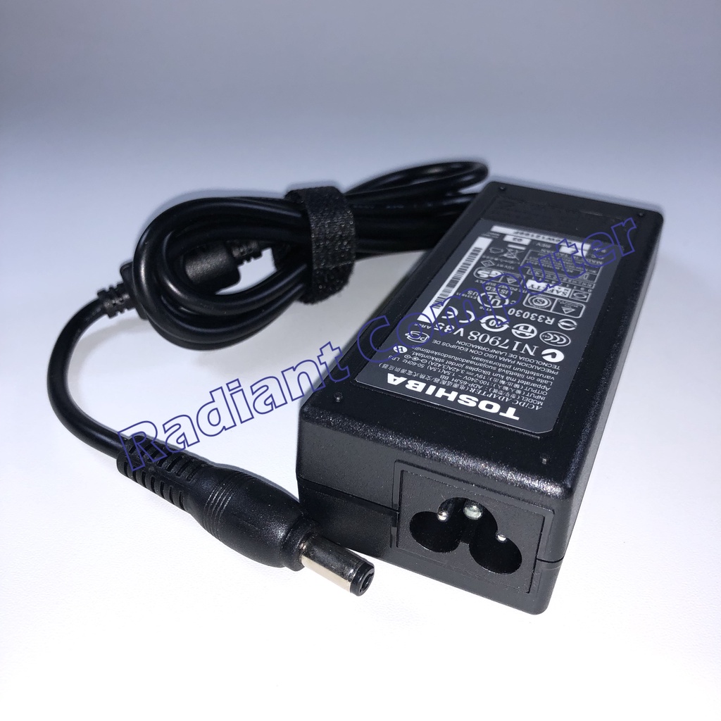 Adaptor Charger Toshiba Tecra R840 R850 R940 R950 Z50 Z50-A Z50-C
