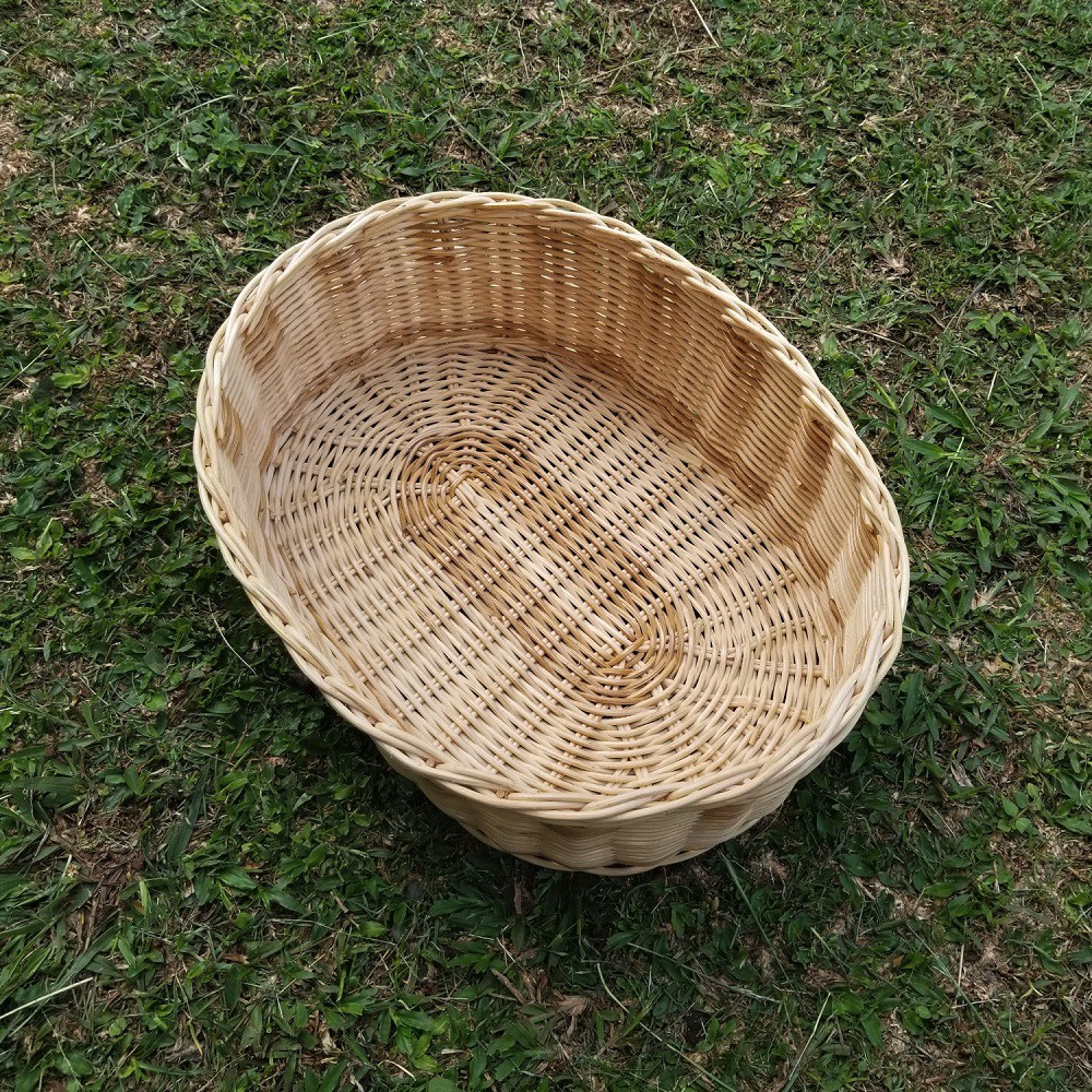 Kerajinan Tangan Rotan - Keranjang Oval 35 x 25 x 12 cm