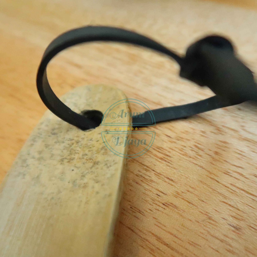 Sendok Sepatu Shoe Horn Alat Bantu Pakai Sepatu Selop Sepatu Shoes Spoon Shoehorn Kayu 16cm