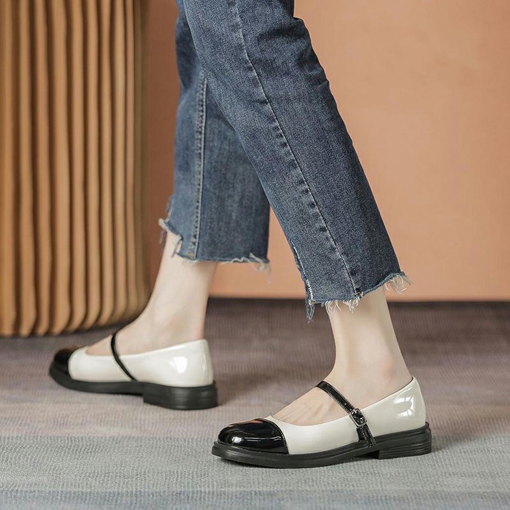 Sepatu Flat Wanita Modis Casual Slip-On Cewek Trendy Keluaran Terbaru 100% Original