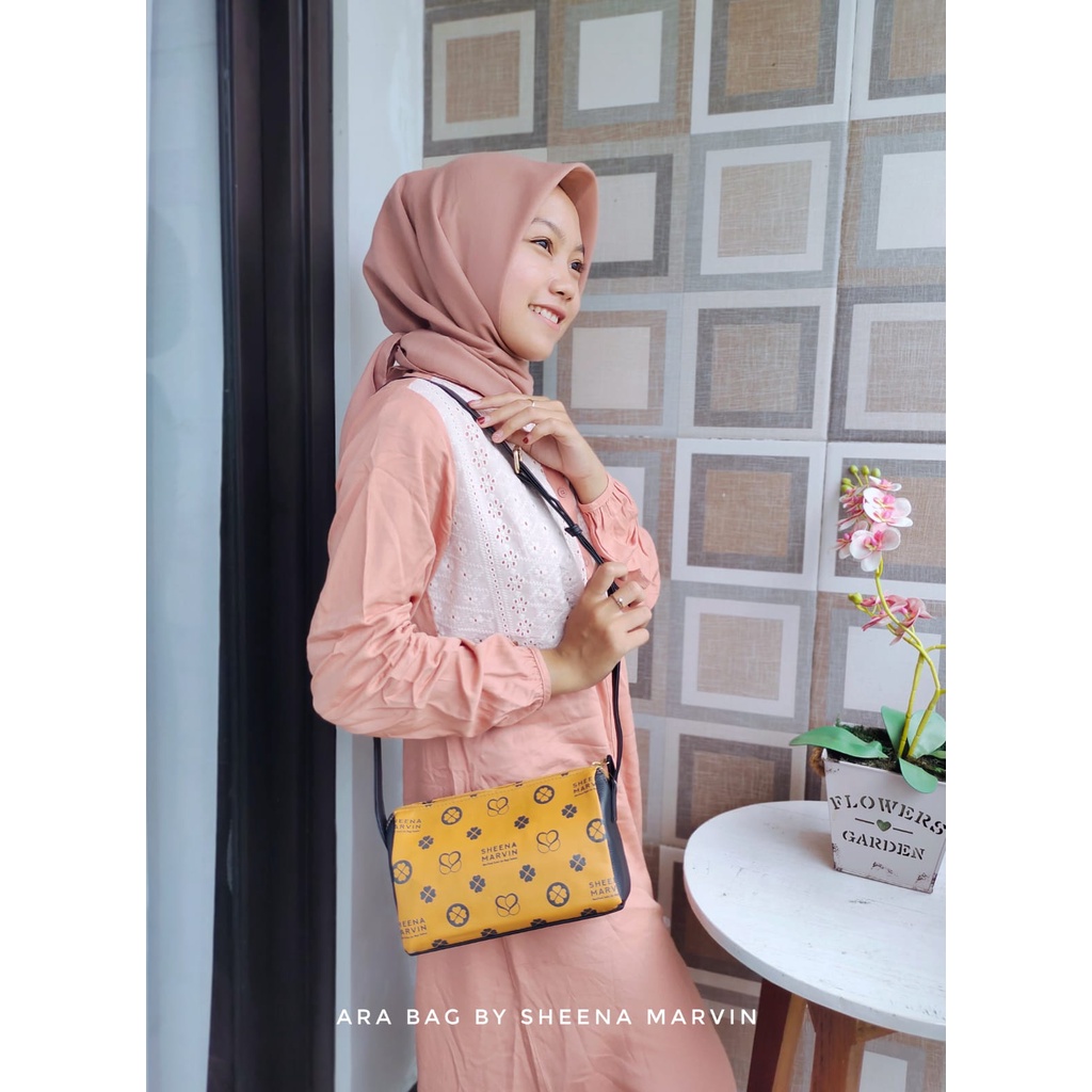 Tas Ara Sheena Sling Bag