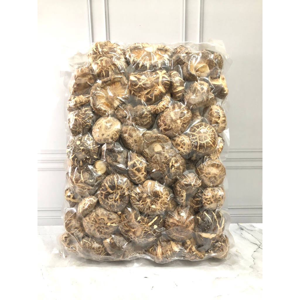 JAMUR SHITAKE KERING JUMBO 100 GRAM TEBAL WANGI PREMIUM HIOKO MUSHROOM