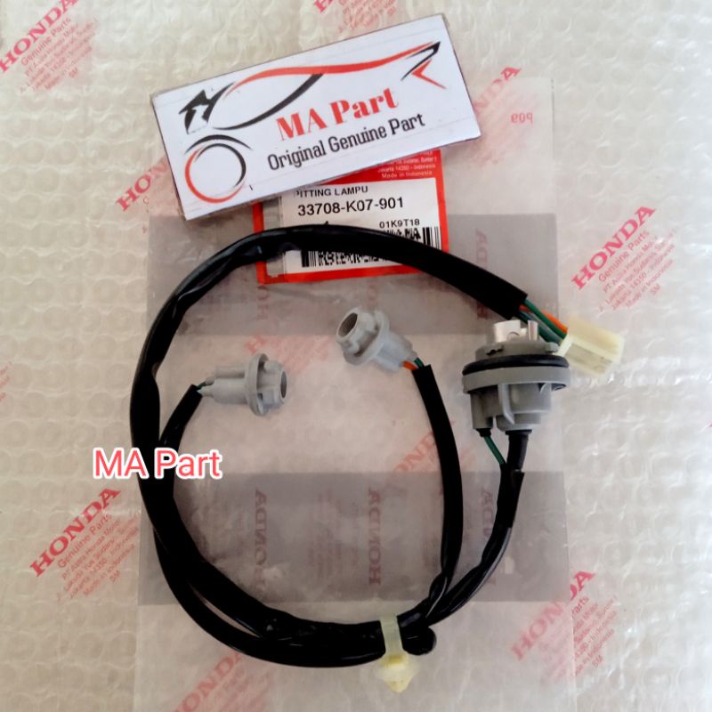 SOCKET COP KABEL FITING PITTING LAMPU STOP BELAKANG BLADE SUPRA X 125 FI ORIGINAL 33708K07901