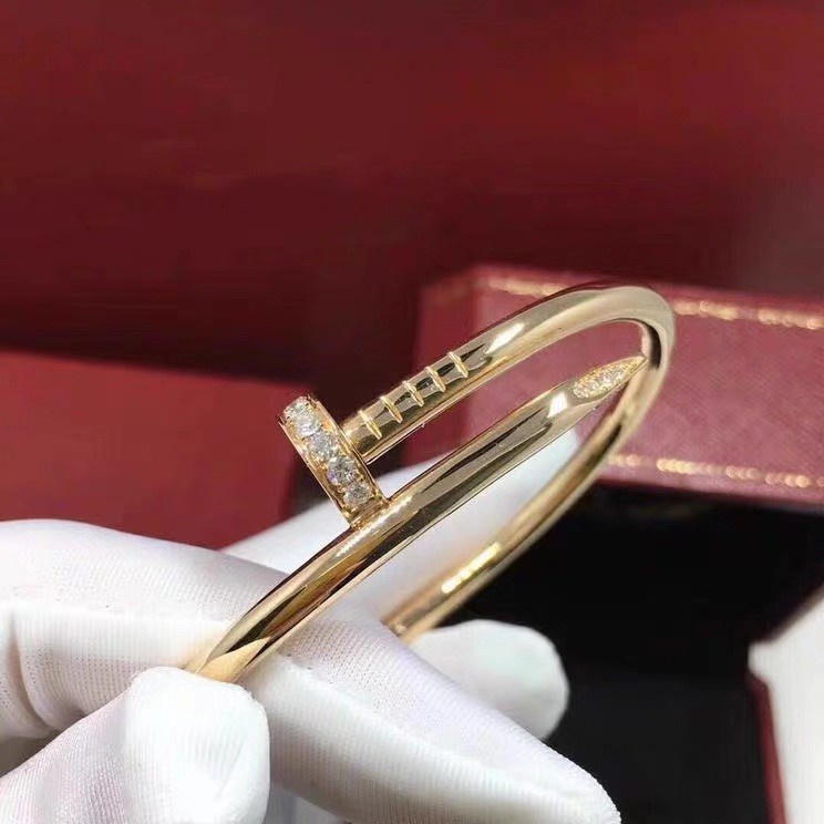 Gelang Tangan Titanium Steel Lapis Rose Gold 18K Hias Zircon Berlian Untuk Wanita