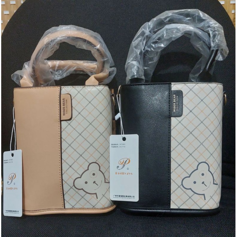 Prettyzys Original  - Tas hape dan dompet simple slingbag Lucu (Setara Enji)#New