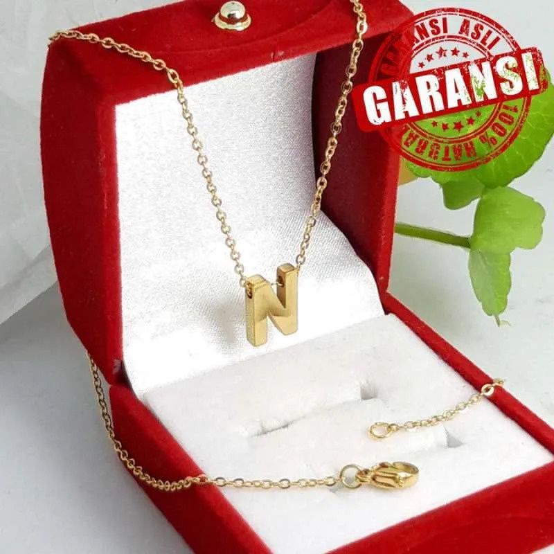 Kalung Titanium Huruf Nagita Anti Luntur Layak Emas Asli Insial A-Z Motif Huruf Kalung Titanium Insi