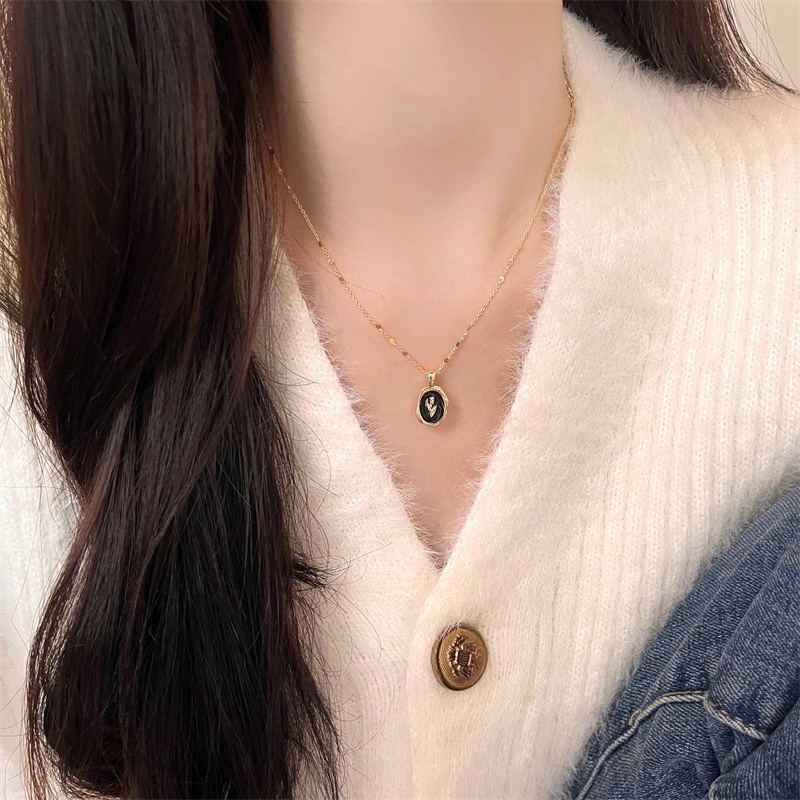 Kalung Bunga Tulip Hitam Elegan Fashion Rantai Klavikula Choker Necklace Untuk Gadis Yang Indah