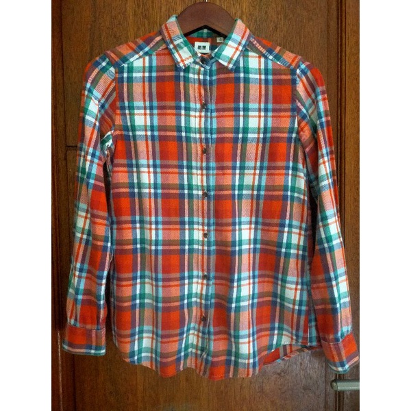 Flanel cewek UNIQLO