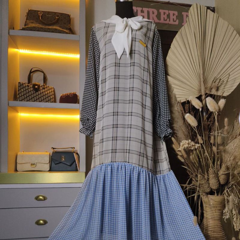 kyra dress by geggo