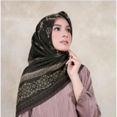 Jilbab Segi Empat 130 X130CM Motif ASHA HITAM