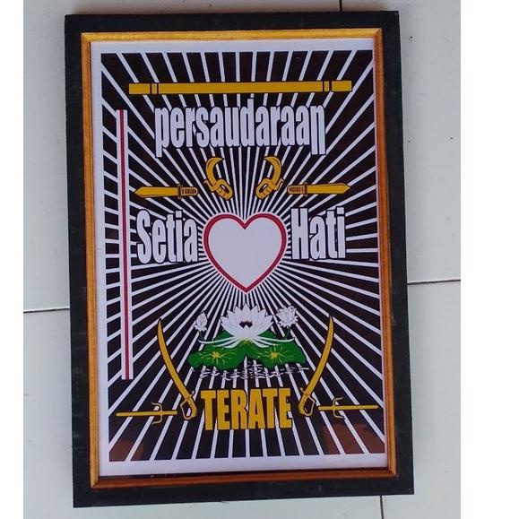 ( BISA COD ) poster lambang PSHT persaudaraan setia hati plus bingkai ukuran 53×35 Limited 