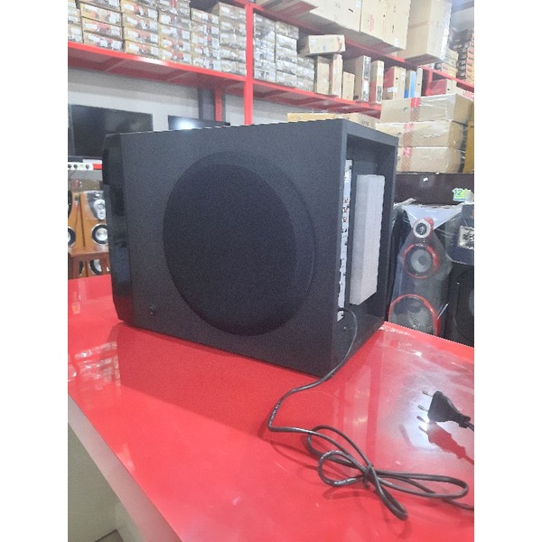 Subwoofer Aktif SINGER Polytron SWF 169