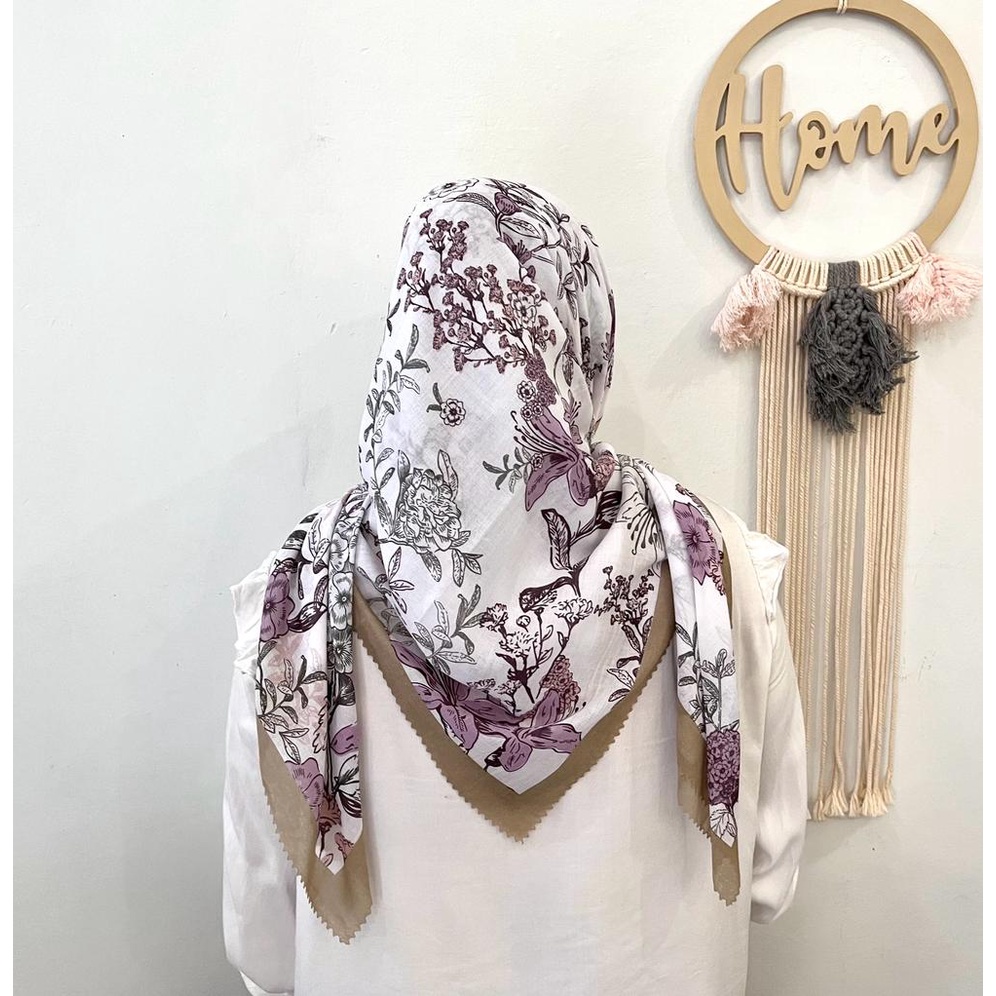 HIJAB SEGIEMPAT VOAL JURNEY LASER CUT LASER CUT MOTIF BUNGA CANTIK