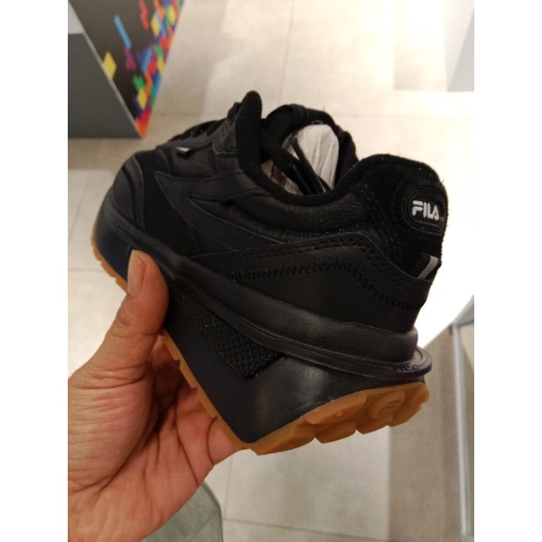 Sepatu Pria FL FILA Black RNN Bestseller original 100%