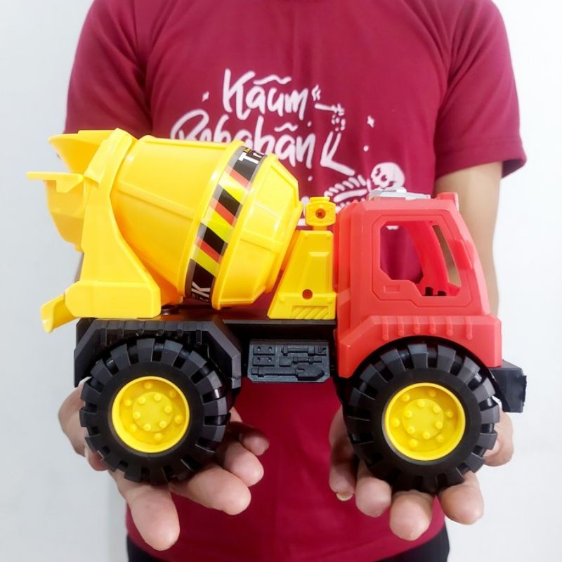 Mainan Mobil Truk Molen - Truck Mixer Konstruksi Tarik Anak Edukatif