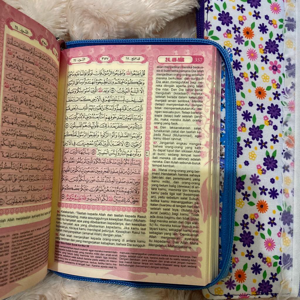 Terbaru !!! (Bisa Cod) Al Quran Wanita Ummul Mukminin A6 - AlQuran Terjemah - Al Quran Kecil RESLETING