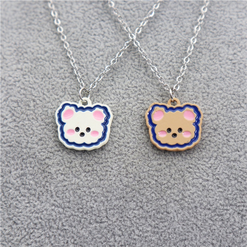 Ladies Kalung Bear Spray-painted Pendant Perhiasan Siswa Kalung Anak Hadiah Ulang Tahun Aksesoris Fashion