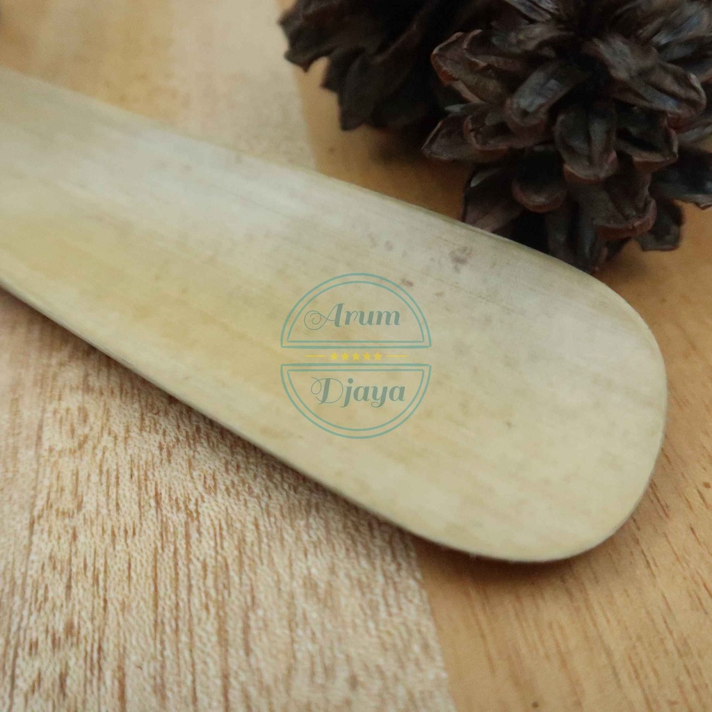 Sendok Sepatu Shoe Horn Alat Bantu Pakai Sepatu Selop Sepatu Shoes Spoon Shoehorn Kayu 16cm