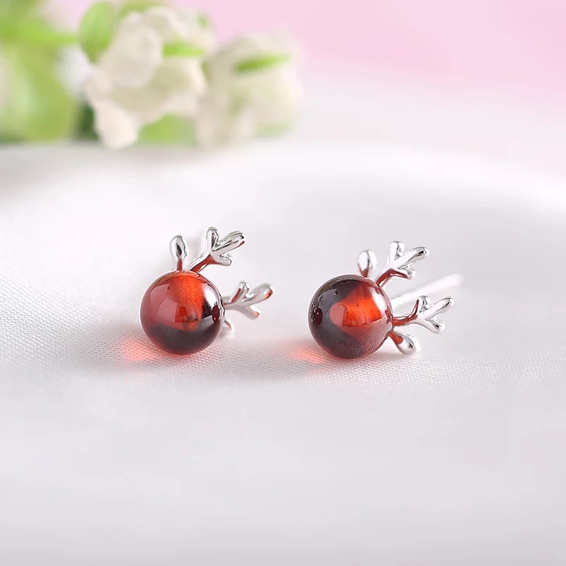 Anting Tusuk Motif Tanduk Rusa Warna Merah Delima Untuk Wanita | Anting Tusuk Model Bunga Peach Mekar Untuk Wanita | Anting Tusuk Model Simple Untuk Wanita | Anting Tusuk Hypoallergenic Anti Air / Pudar Untuk Wanita