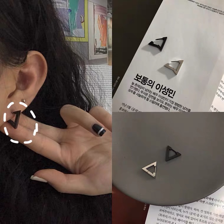 Anting Bentuk Segitiga Bahan Titanium Steel Anti Air Dan Alergi Gaya Korea Untuk Unisex