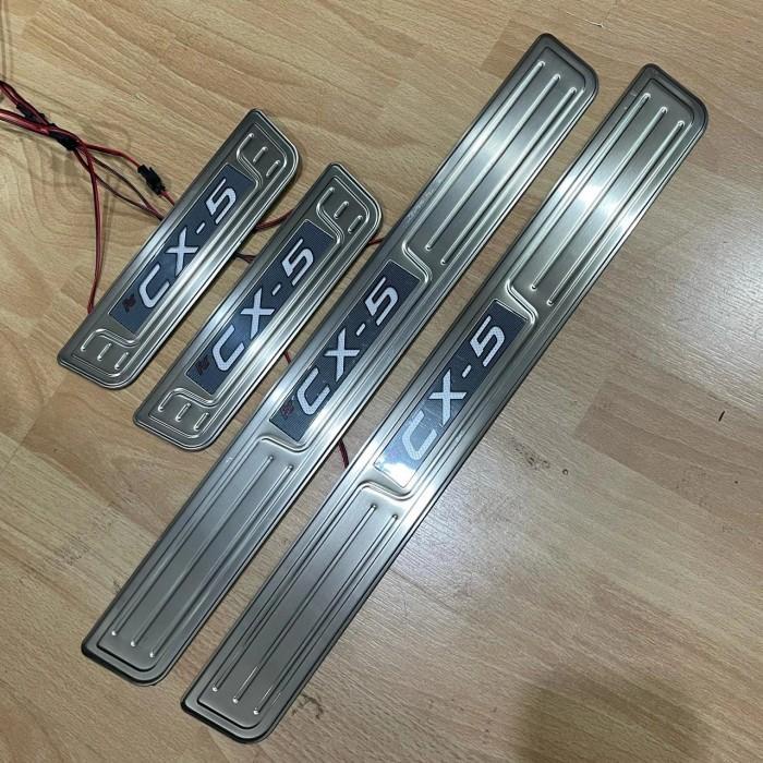 SillPlate Samping MAZDA CX5 CX-5 Nyala LED Lampu