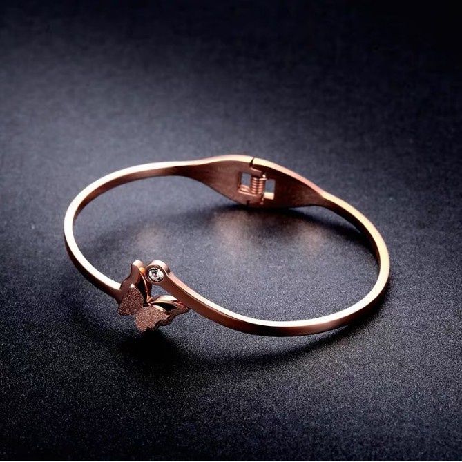 Gelang Bahan Titanium Steel Desain Kupu-Kupu