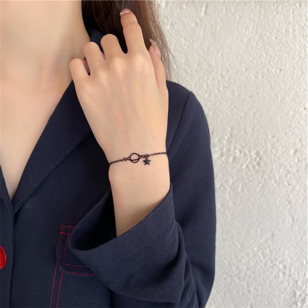 Timekey Gelang Bintang Hitam Sederhana Adjustable Alloy Bracelet Fashion Niche Tangan Perhiasan Aksesori Untuk Wanita A3N6