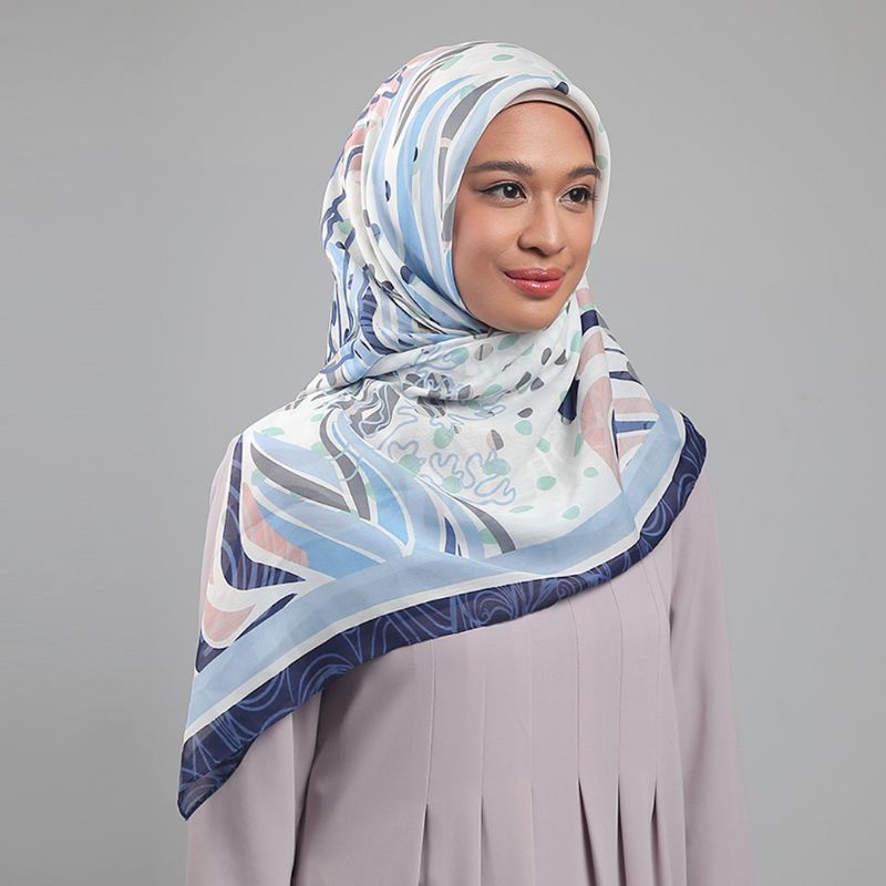 Qieran scarf zoya/ segi empat motif