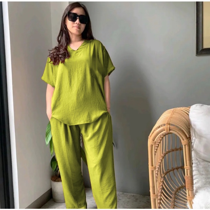 Setelan Nagita Jumbo Crinkel Airflow Size XXL / Set Wanita LD 120