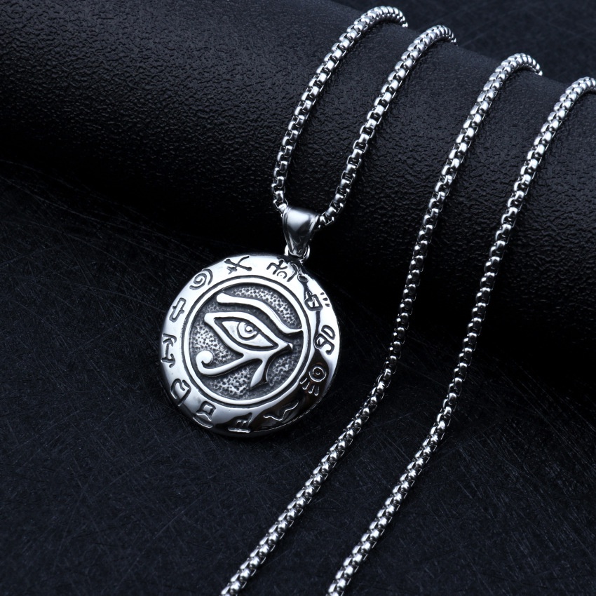 Kalung Rantai Dengan Liontin Mata Horus' S Eye | Kalung Bahan Stainless Steel | Kalung Rantai Klavikula Bahan Titanium Steel | Kalung Rantai Dengan Liontin Untuk Pria / Wanita