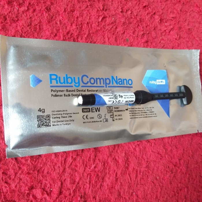 Laku Composite Ruby Comp Nano Veneer Ew 4Gr Made In Turkey