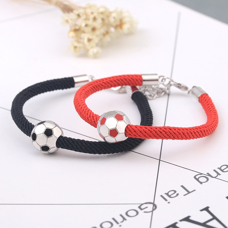 Gelang Tangan Epoxy Motif Bola Sepak Mini Gaya Eropa / Amerika Untuk Pasangan / Pria / Wanita