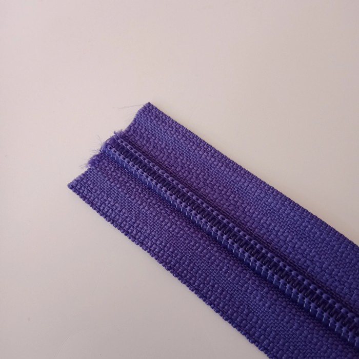 DAUN RESLETING NO 5 AMCO PER ROLL - Ungu Tua