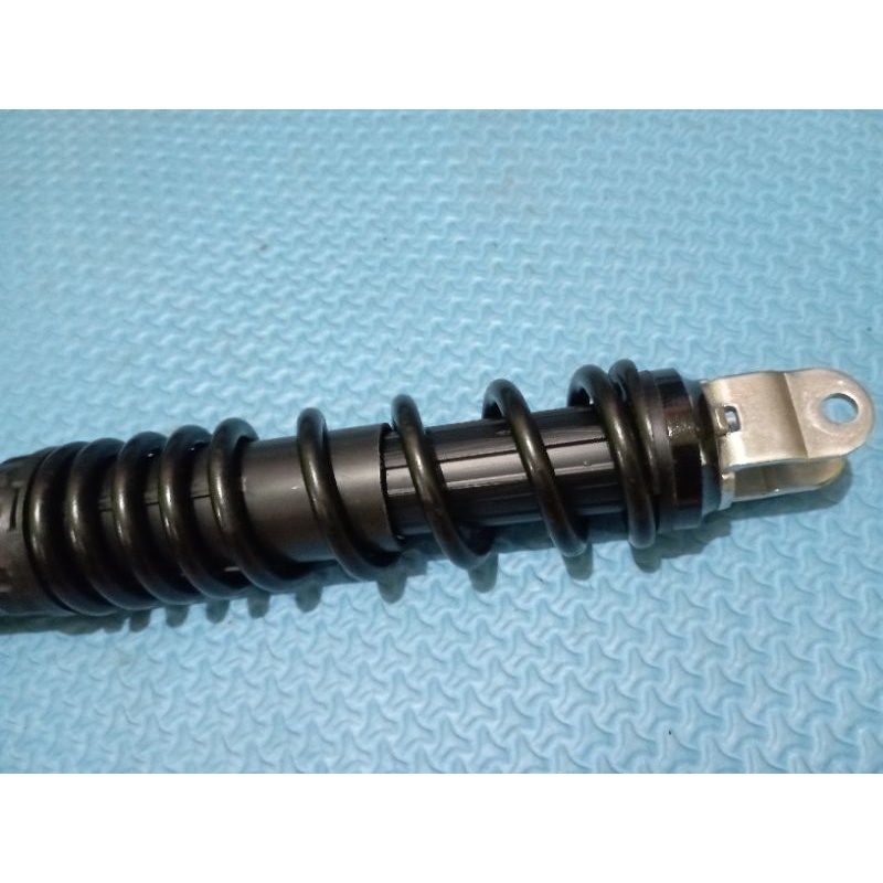 SHOCKBREAKER BELAKANG VARIO 125/150 LED 2016 2019 ORI