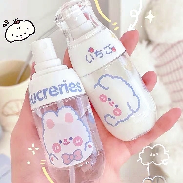 50ml Ins Style Botol Semprot Isi Ulang Dengan Stiker Parfum Bening Atomizer Botol Kosong Lucu Transparan Plastik Lotion Botol Travel Portable Reusable Push-type Bottle