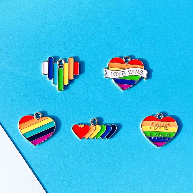 4 Pcs Alloy Rainbow Pendant Charm Berbentuk Hati Tetesan Minyak Liontin DIY Kalung Anting Membuat Perhiasan Perlengkapan