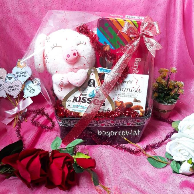 

Spesial Valentine Day Parsel Valentine Piggy Heart