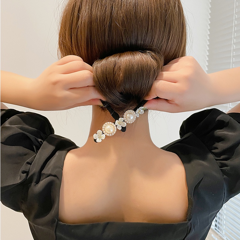 Baru Maruko headpan Rambut retro Temperamen net Merah lazy pearl petal editing hair styling Artefak