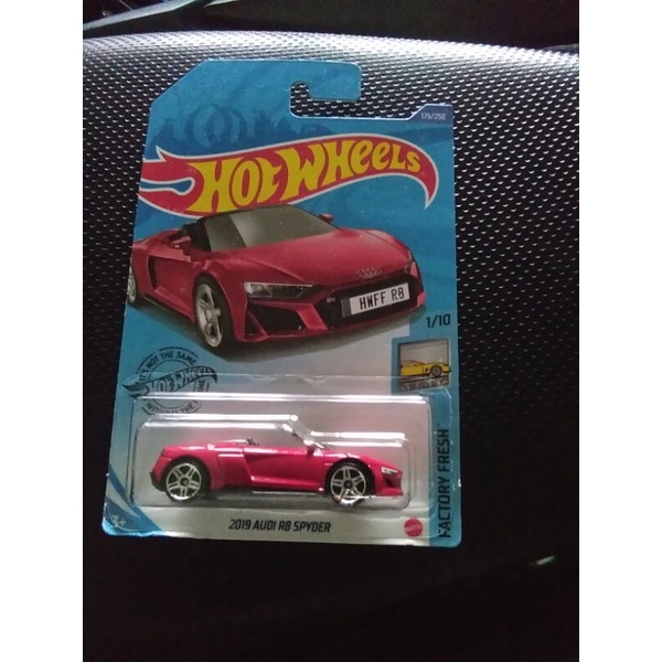 Hot wheels 2019 AUDI R8 SPYDER