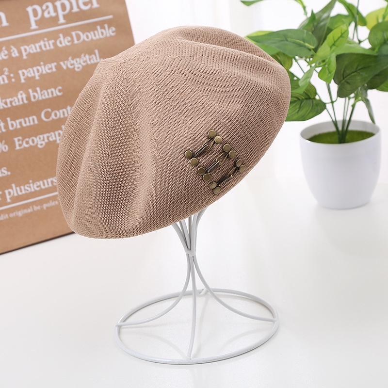 Empat Musim Perempuan Rajut rivet Baret vintage cut-out painter cap