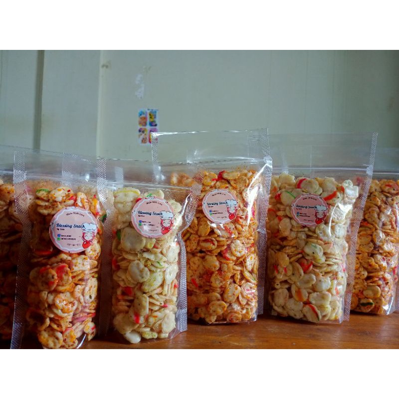 

krupuk seblak pedas daun jeruk