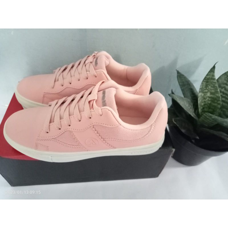 sepatu Airwalk "wanita"