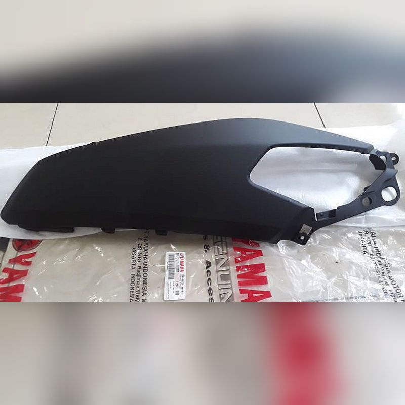 cover body nmax old hitam doff kanan original