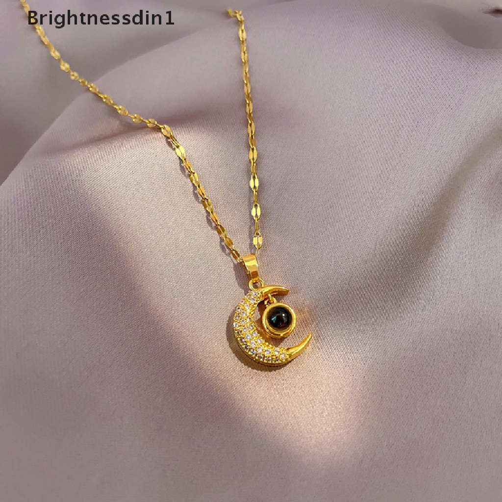 [Brightnessdin1] Eropa Dan Amerika ins Gaya retro Tren Bulan Kalung Gadis Kepribadian Bulan Klavikula Liontin100Bahasa I love you Hadiah Butik