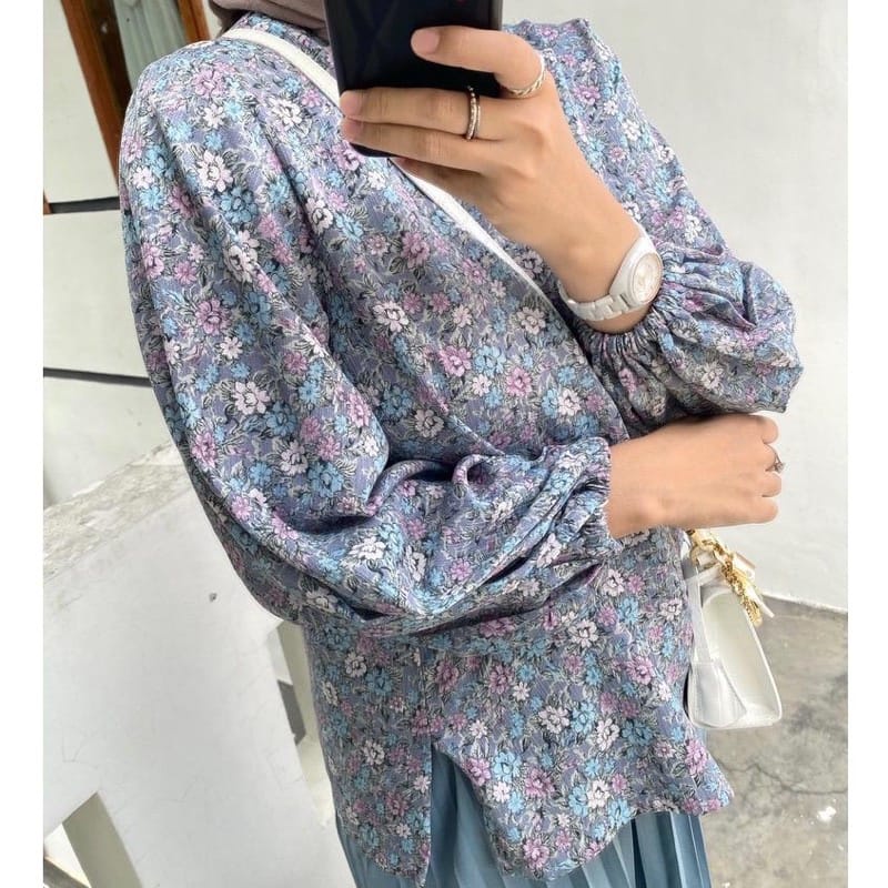 (NEEDS) Gardenia Blouse Remaja Kekinian