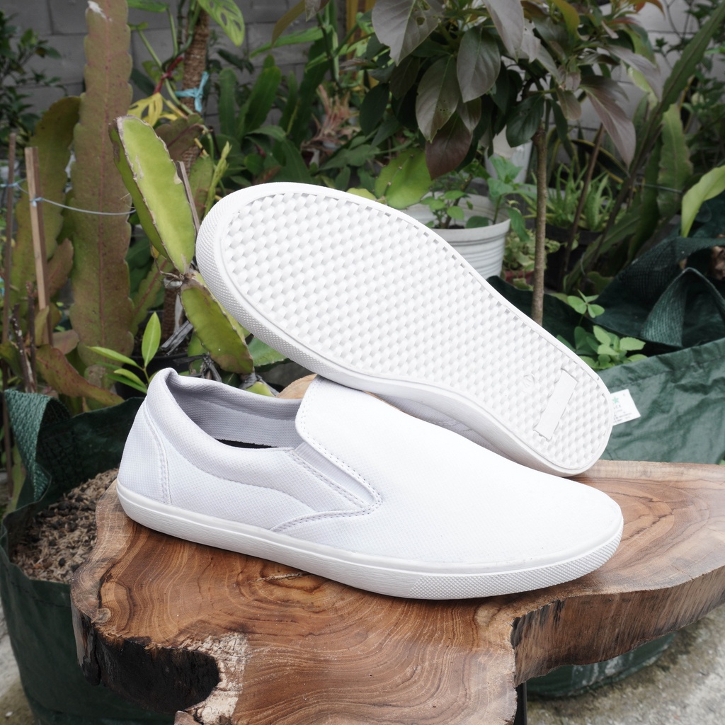 Promo Sepatu Pria Model Casual PVC Vanz Classic OLD Schools OG PVC Termurah