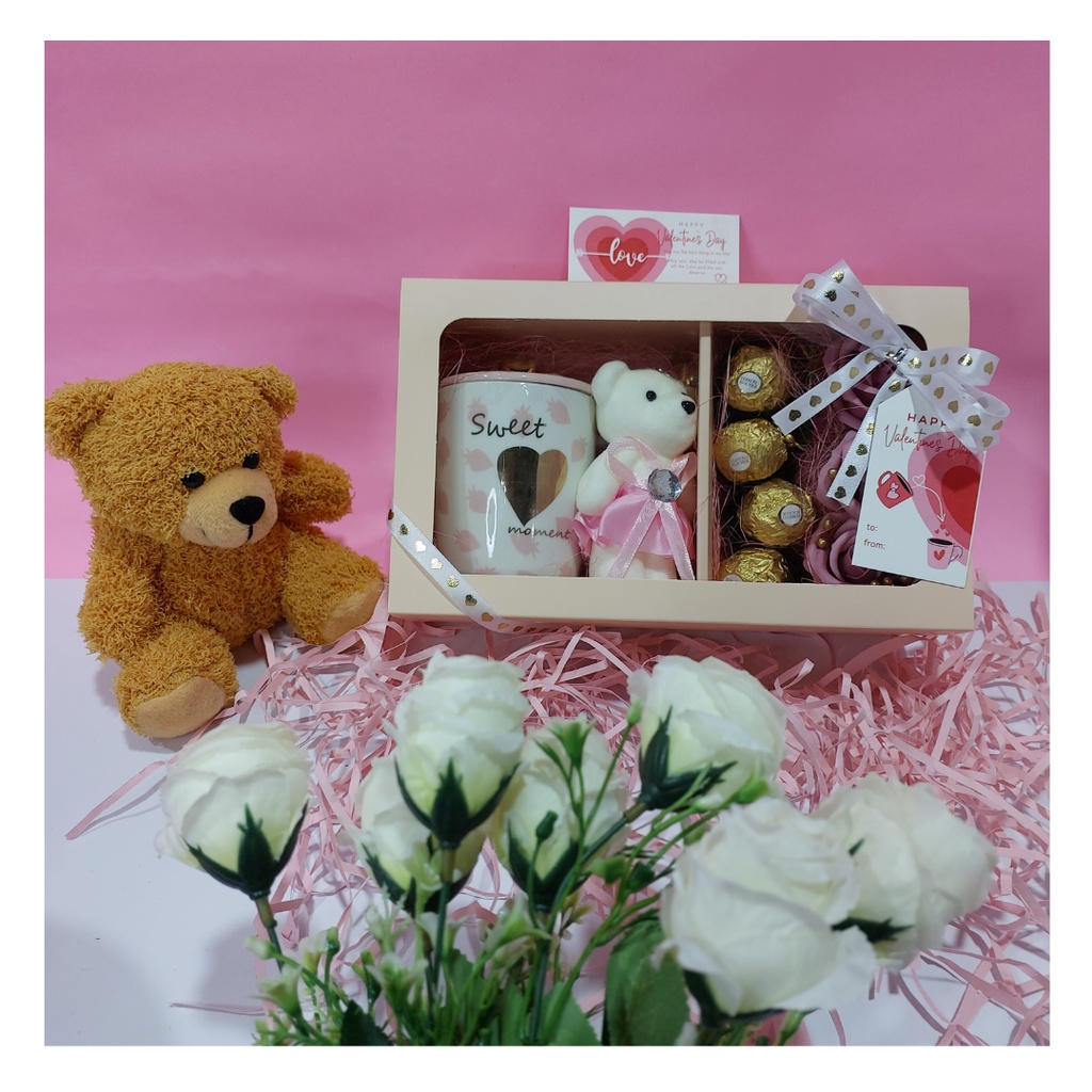 

Vale 6 - Exclusive Hampers Valentine/Mug Love/Coklat Valentine